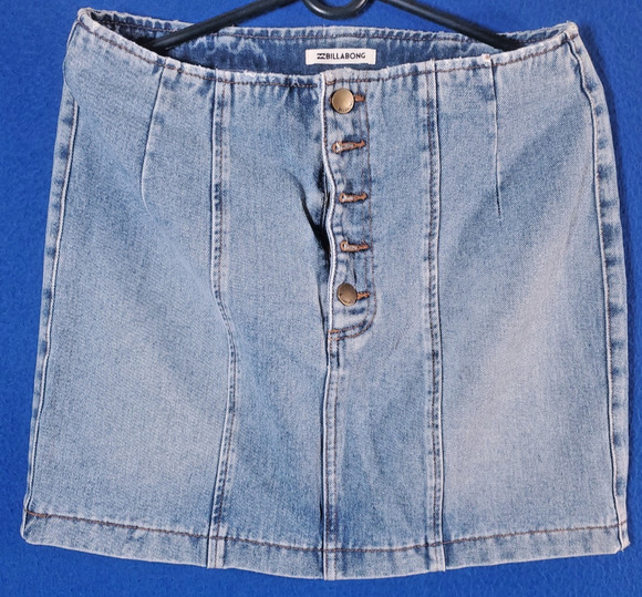Billabong Dresses & Skirts - Billabong Denim Mini Skirt Womens Size 31 Blue Jean Button Front Panel